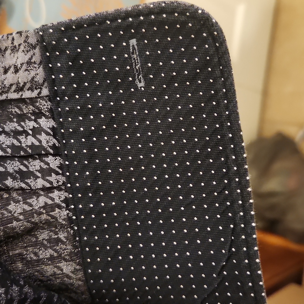 Bugatchi Button Down Top - image 3